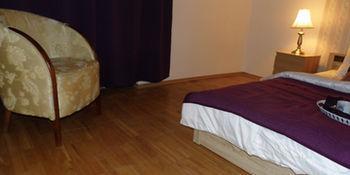 Fukas Apartments Nitra Ngoại thất bức ảnh